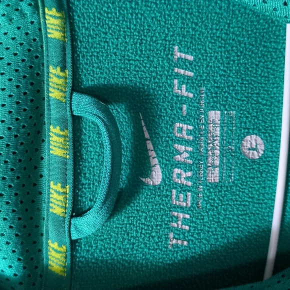 Nike Therma Fit Hoodie with Big Swoosh - Picture 2 of 7